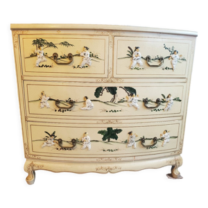 Commode asiatique