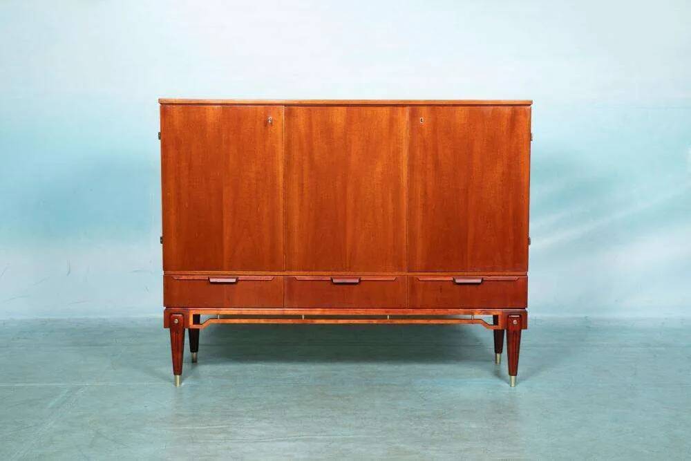 Buffet scandinave design années 50 en teck cabinet Japandi