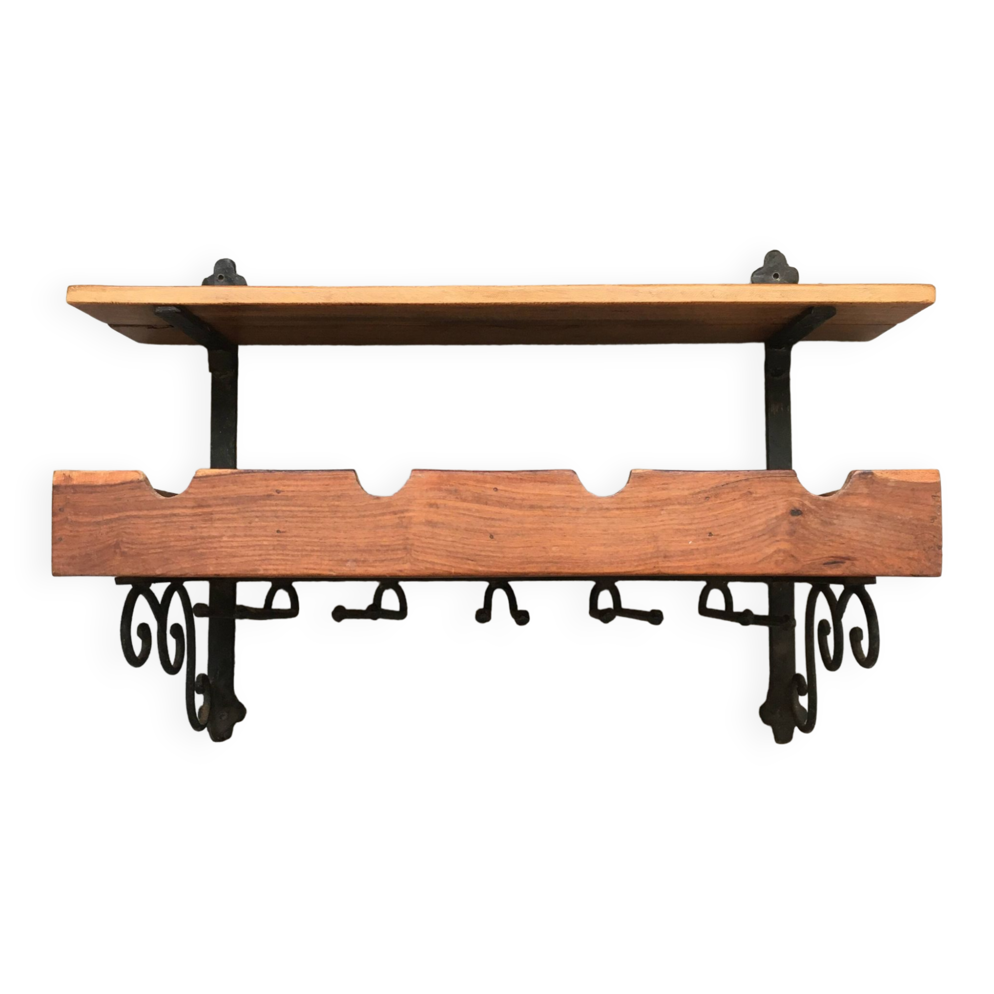 Shelf for glasses and cutlery