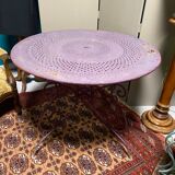 Table de jardin en fer forgé  mauve
