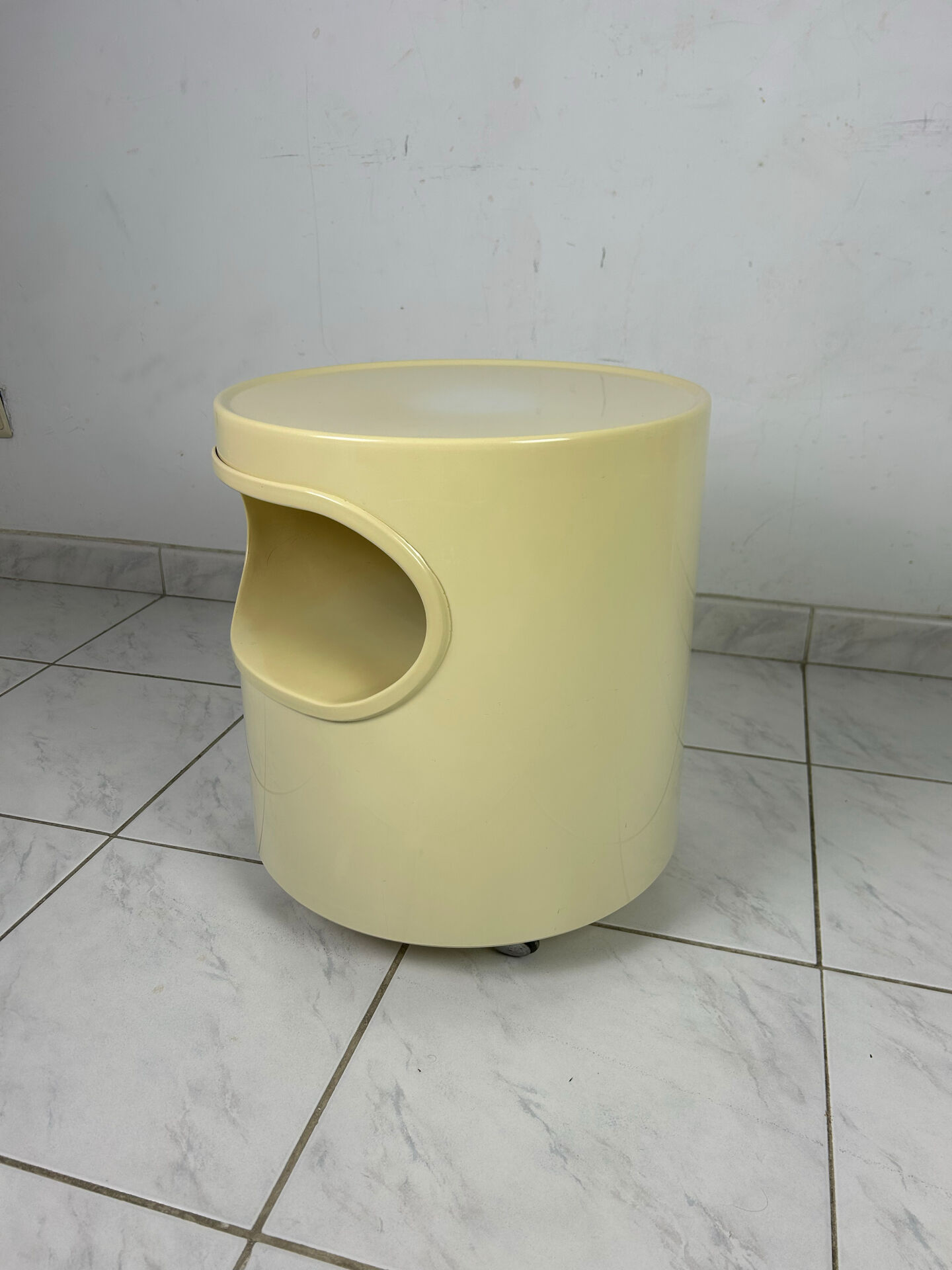 Vintage side table Artemide Giano-Giano-Vano