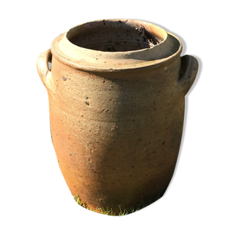 Vintage sandstone pot