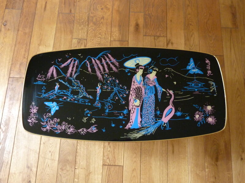 Coffee table Geishas years 50/60
