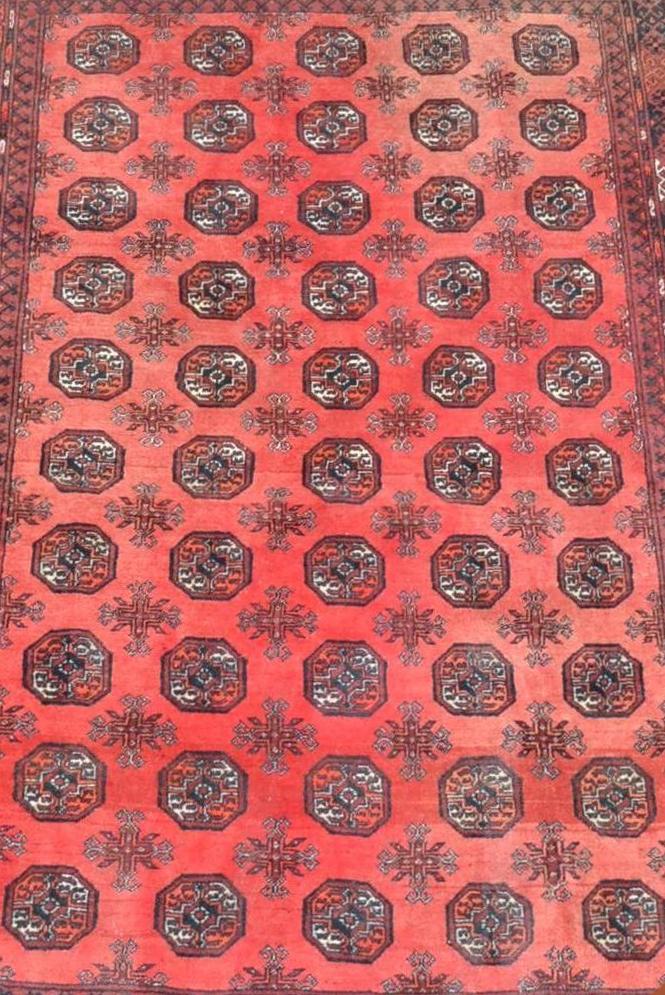 Tekké carpet, 205 cm x 280 cm, Turkmenistan, Wool, Perfect Condition, Circa 1980