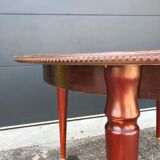 Round table
