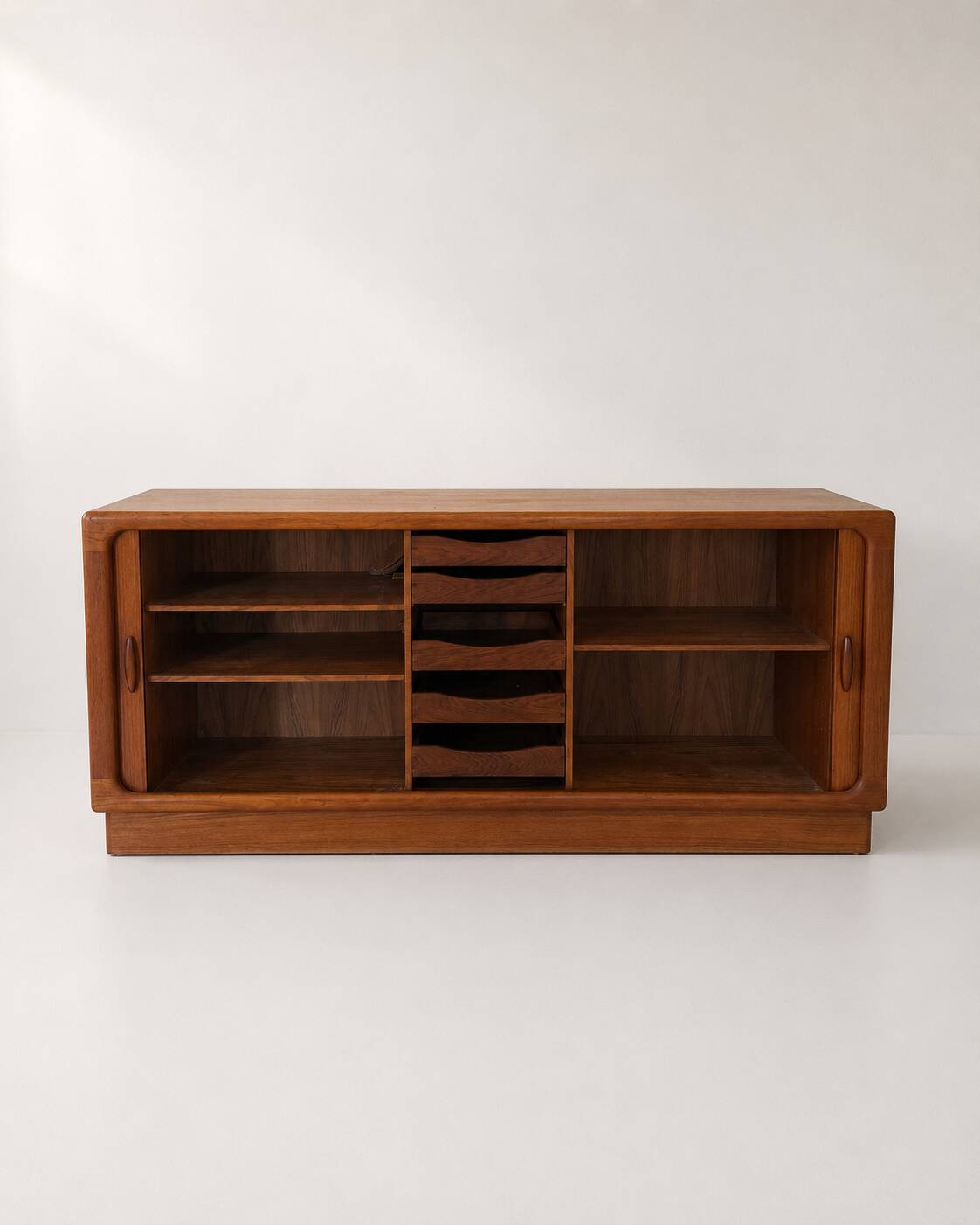 Sideboard  Dyrlund Denmark