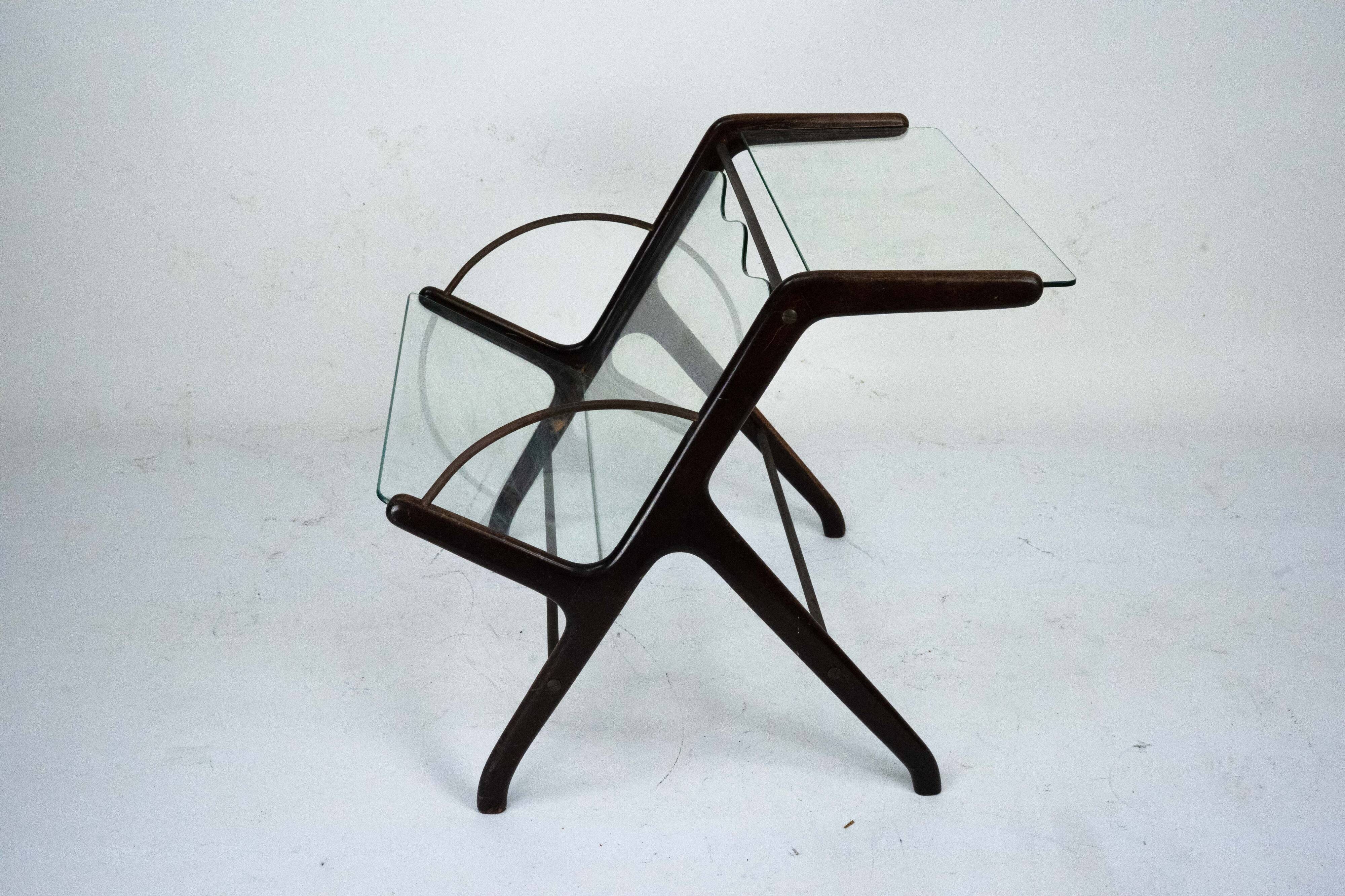 Ico Parisi Magazine Rack in Wood, Brass and Glass. Italy, 1950s