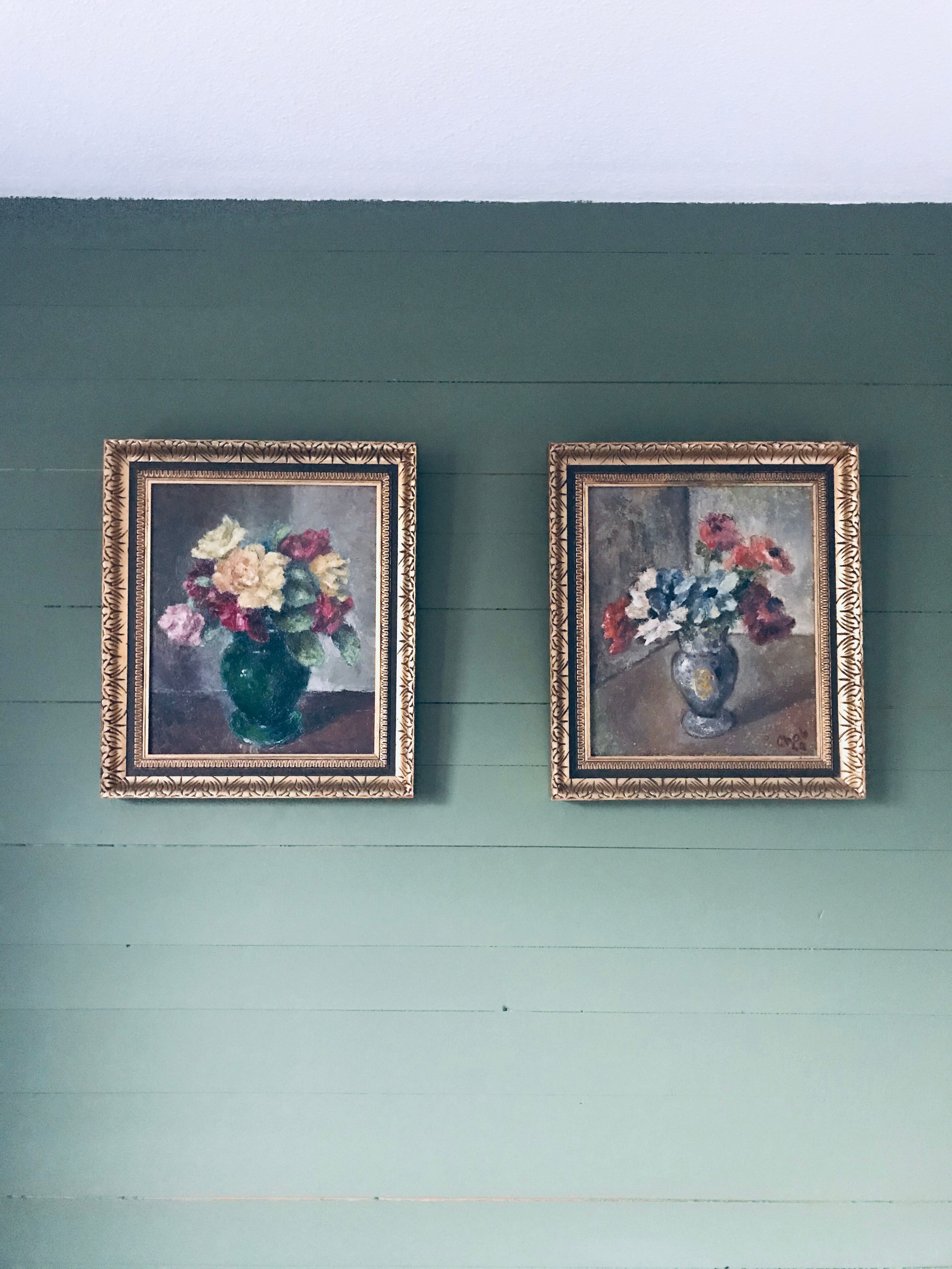 Old painting signed bouquet