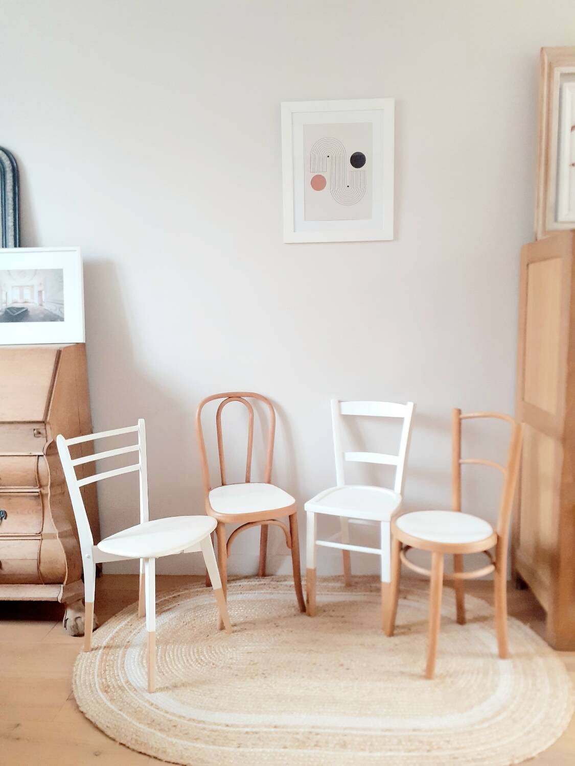 Set of 4 vintage wood and white chairs