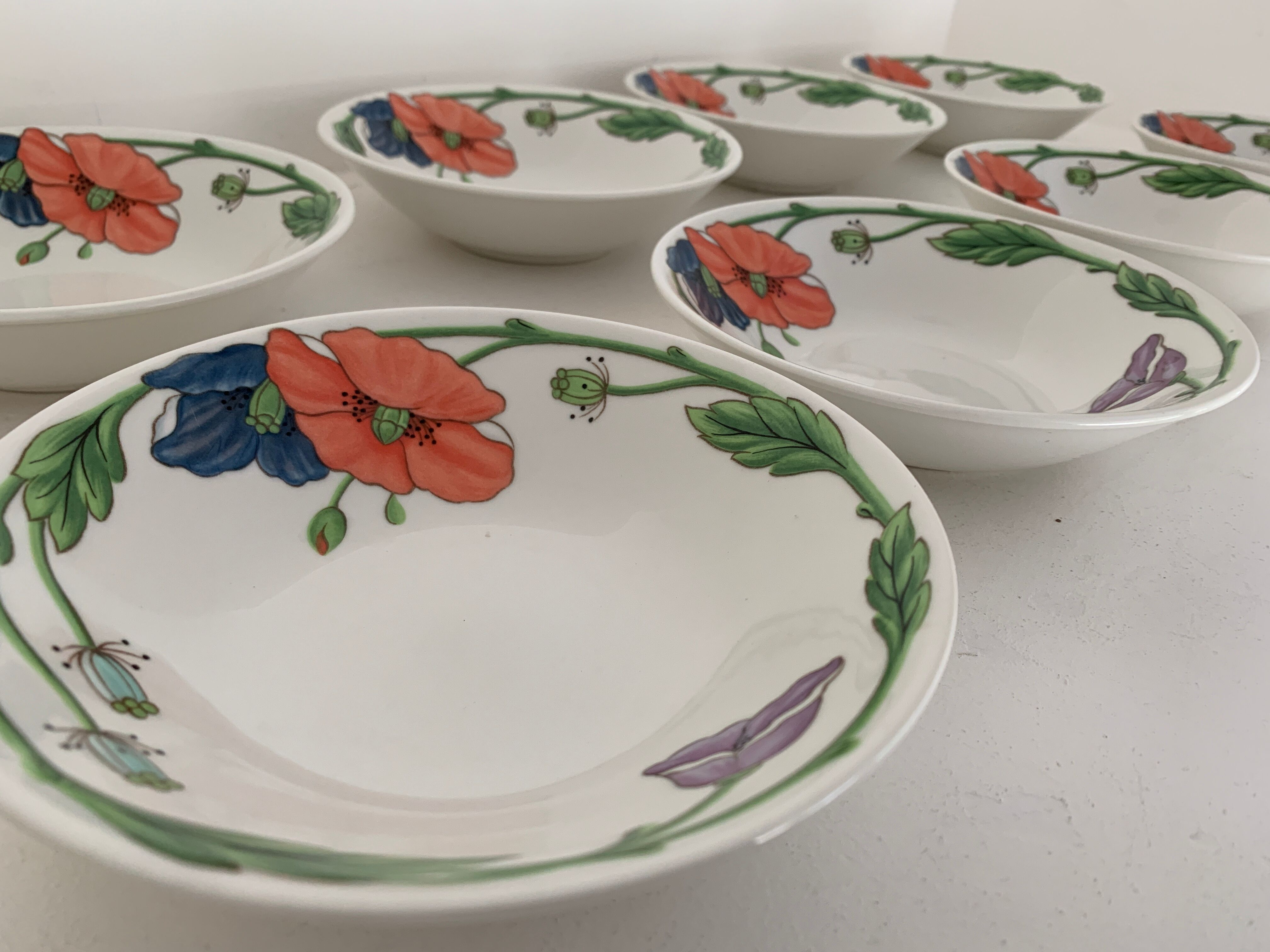 8 cups or ramekins Villeroy and Boch, contemporary Amapola model
