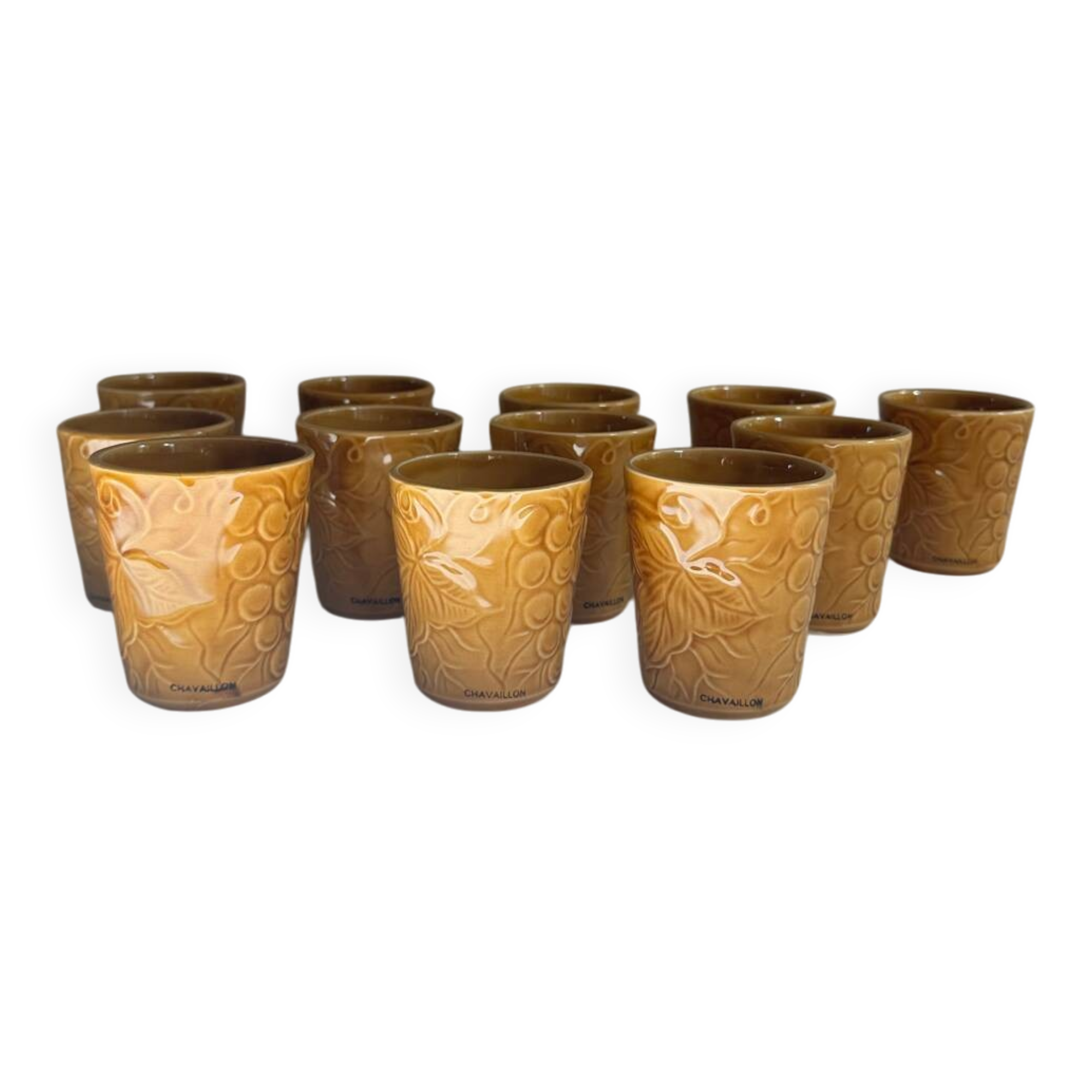 Set of 12 ochre Chavaillon de Sarreguemines cups