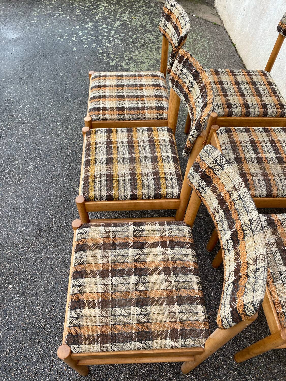 Set of 6 vintage chairs