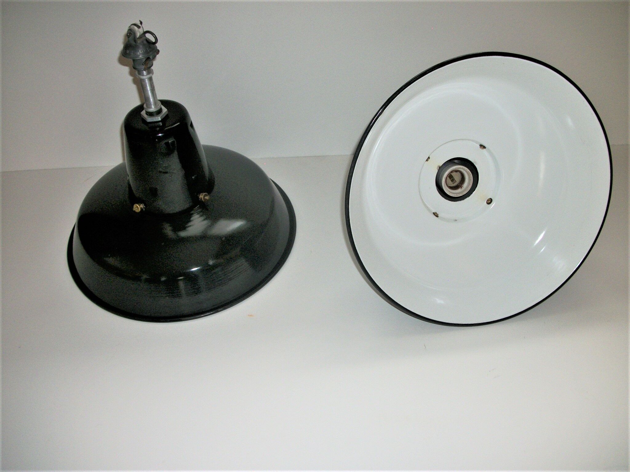 Industrial suspension Mazda Electroc Lux 1950s