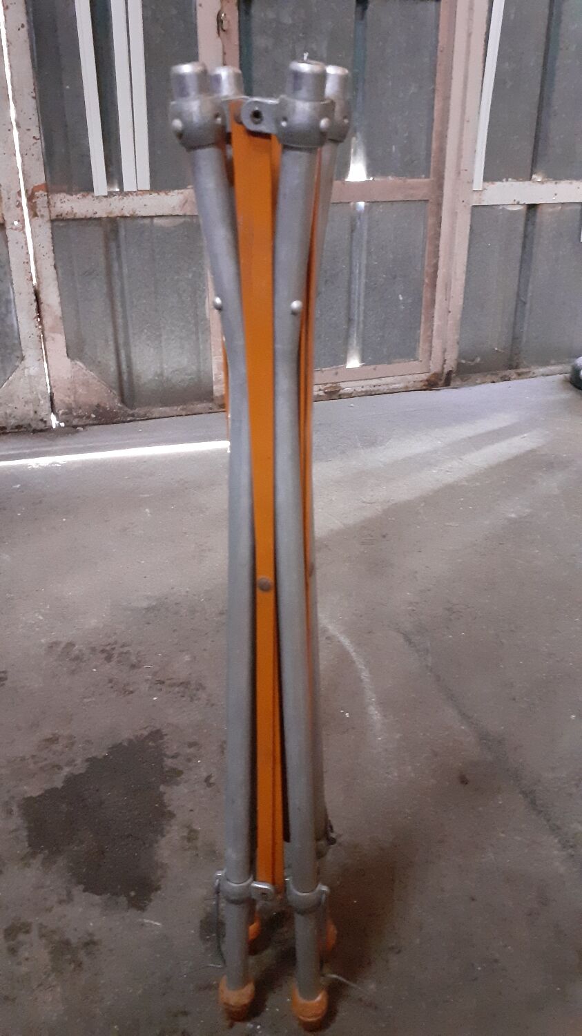 Camping folding table