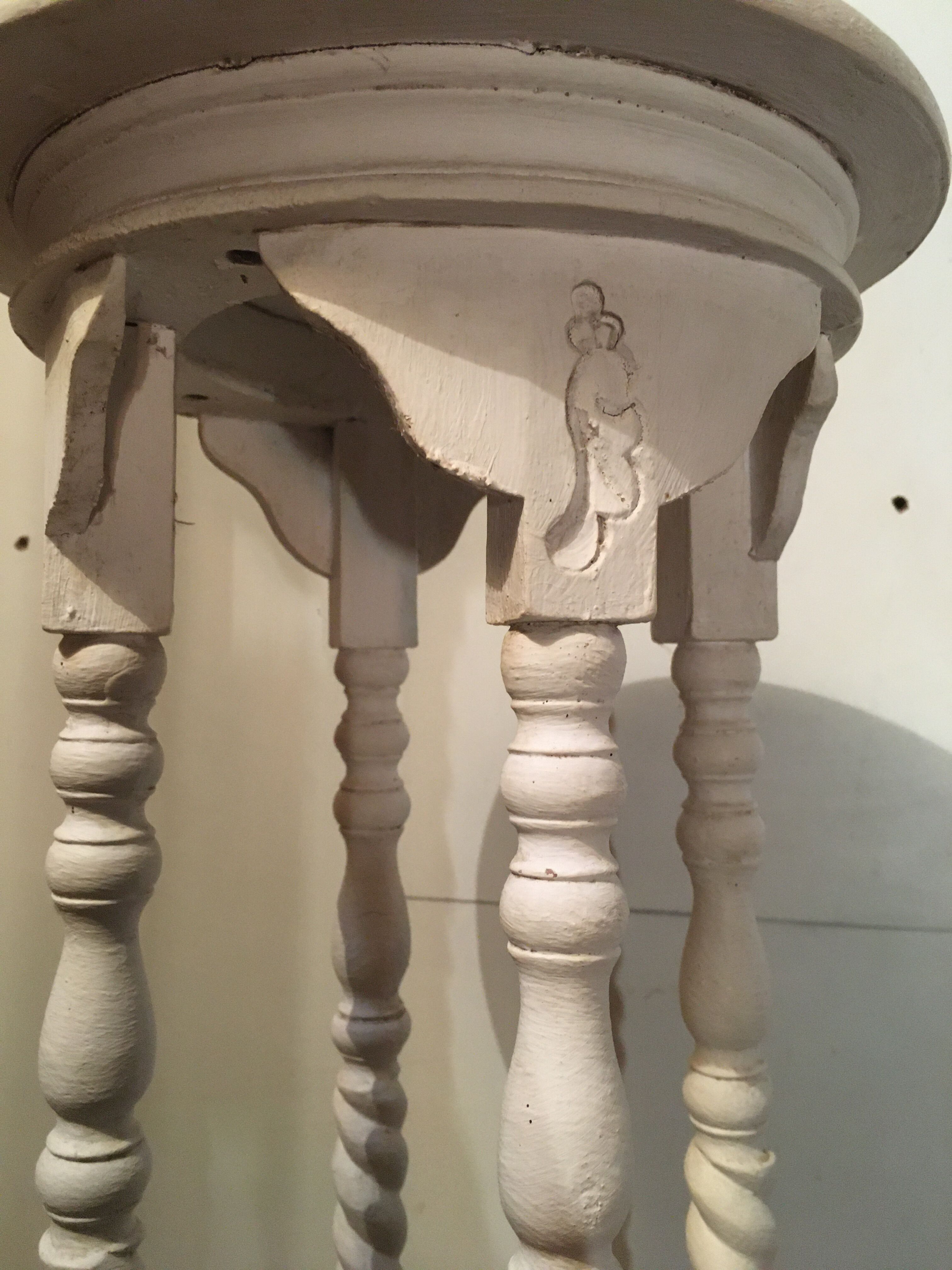 White patina wood harness