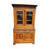 Kitchen cabinet