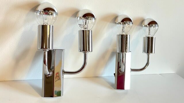 Pair of geometric wall lamps years 70 space age
