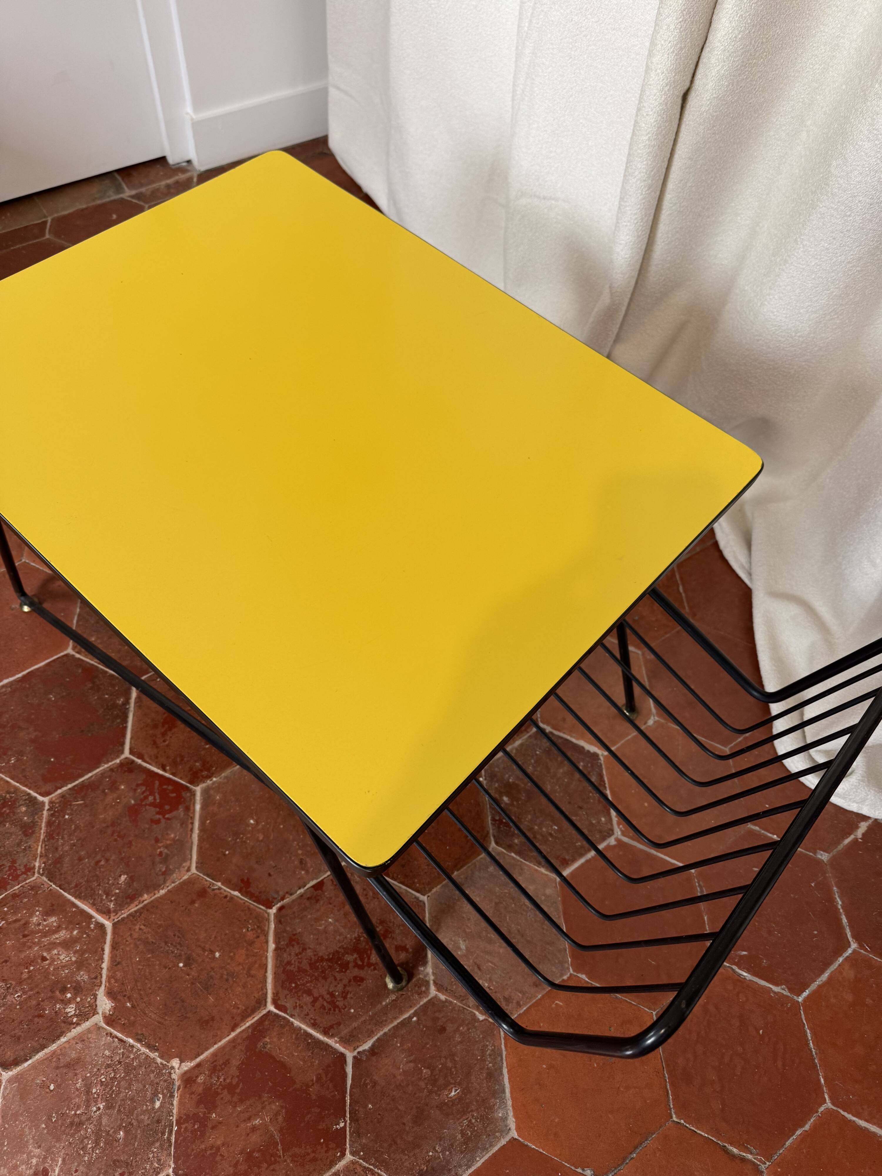 Vintage coffee table with magazine rack – Gastone Rinaldi, 1950s