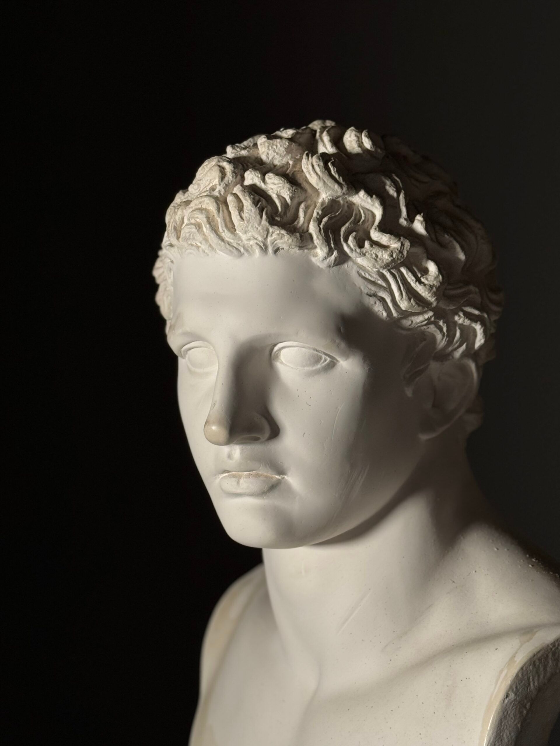 Bust of Meleager plaster classic