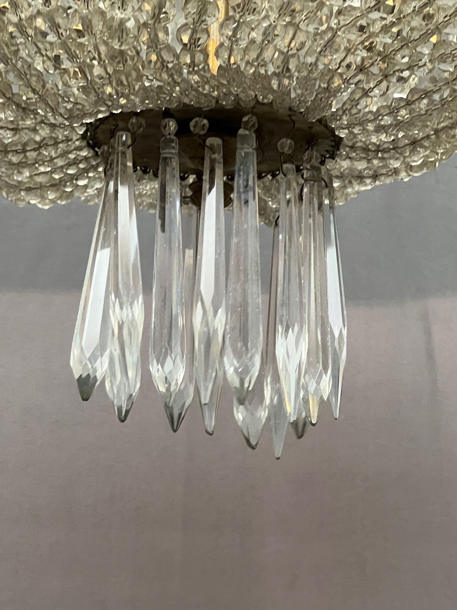 Crystal chandelier "Pearl basket"