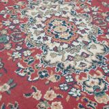 Vintage oriental rug with predominantly red, cream, and beige colors, measuring 168x120 cm