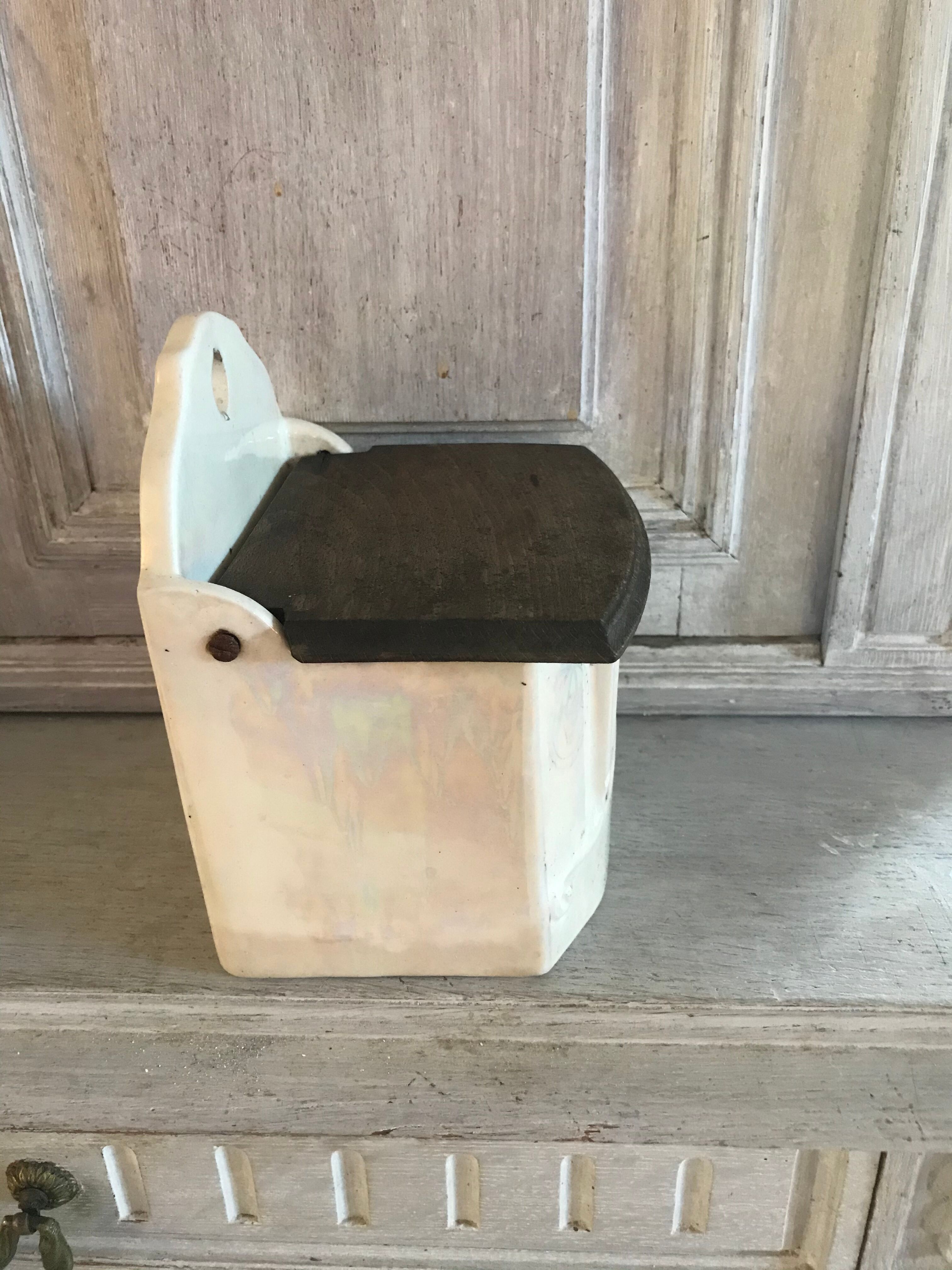Ceramic salt box