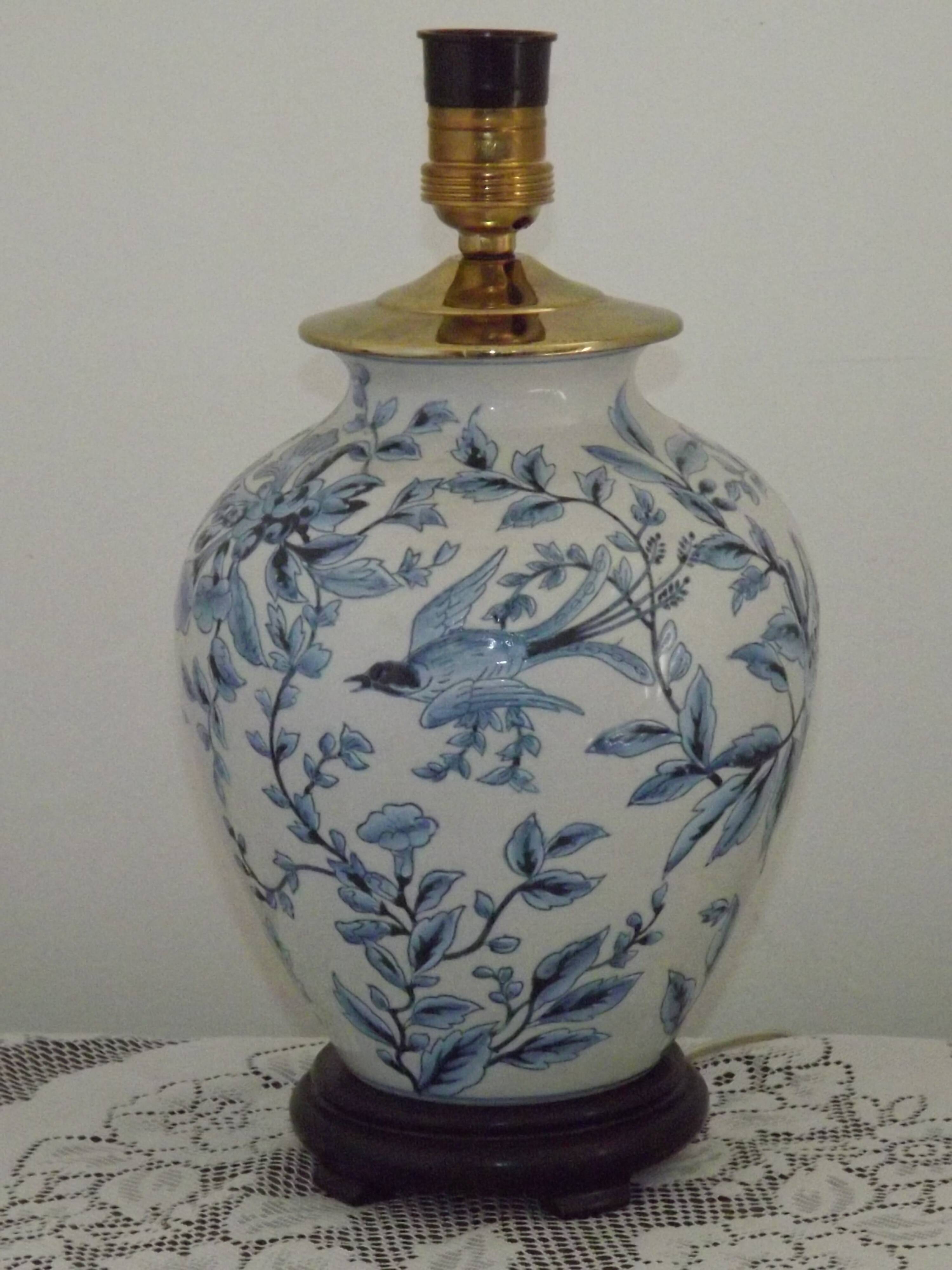 Blue & White Chinoiserie Ginger Jar Table Lamp Raised Bird & Floral Moti