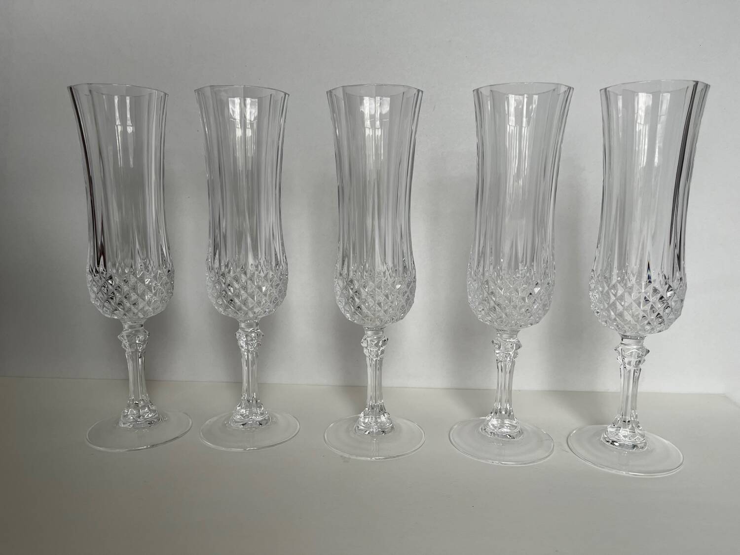 5 crystal champagne flutes