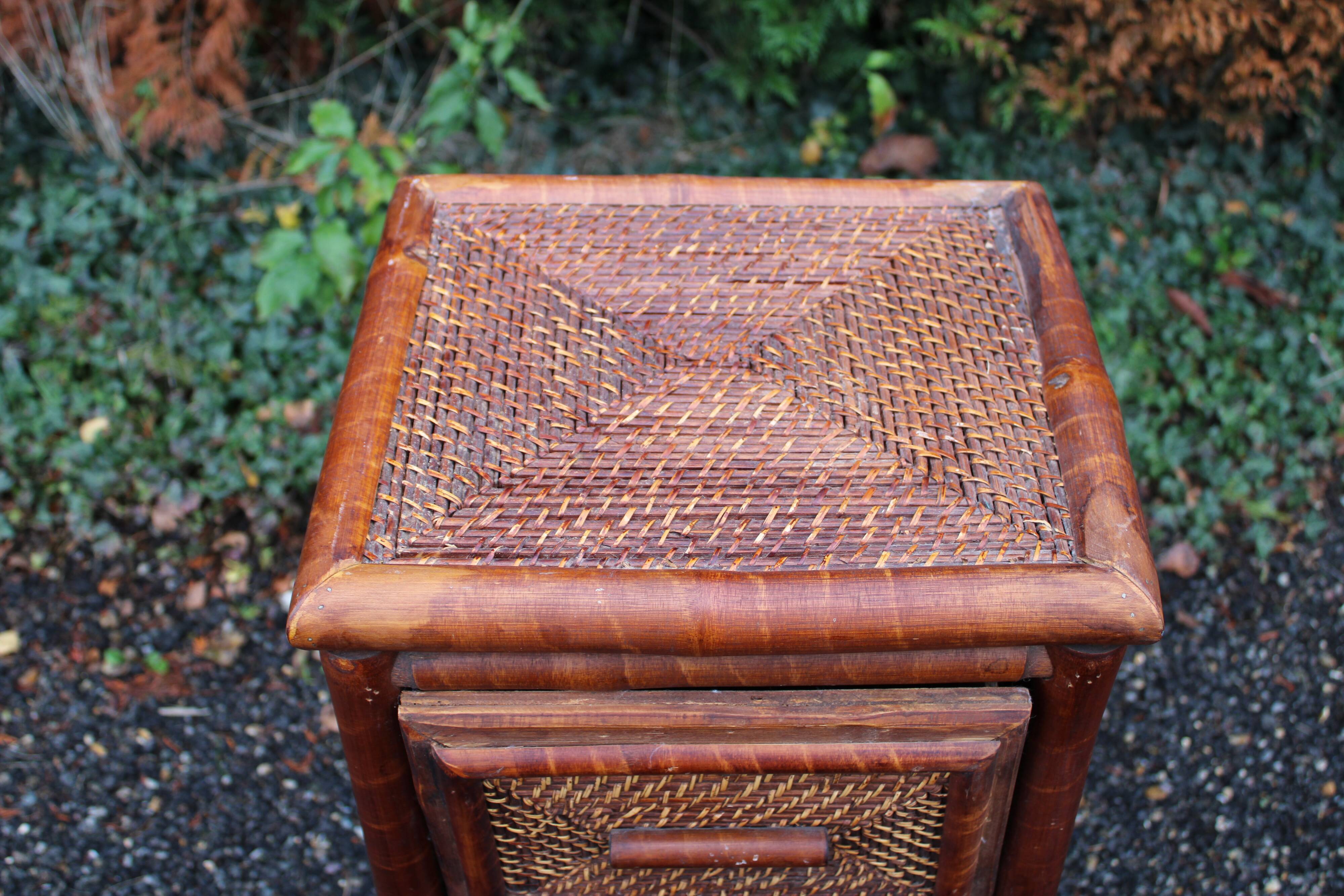 Rattan rag picker