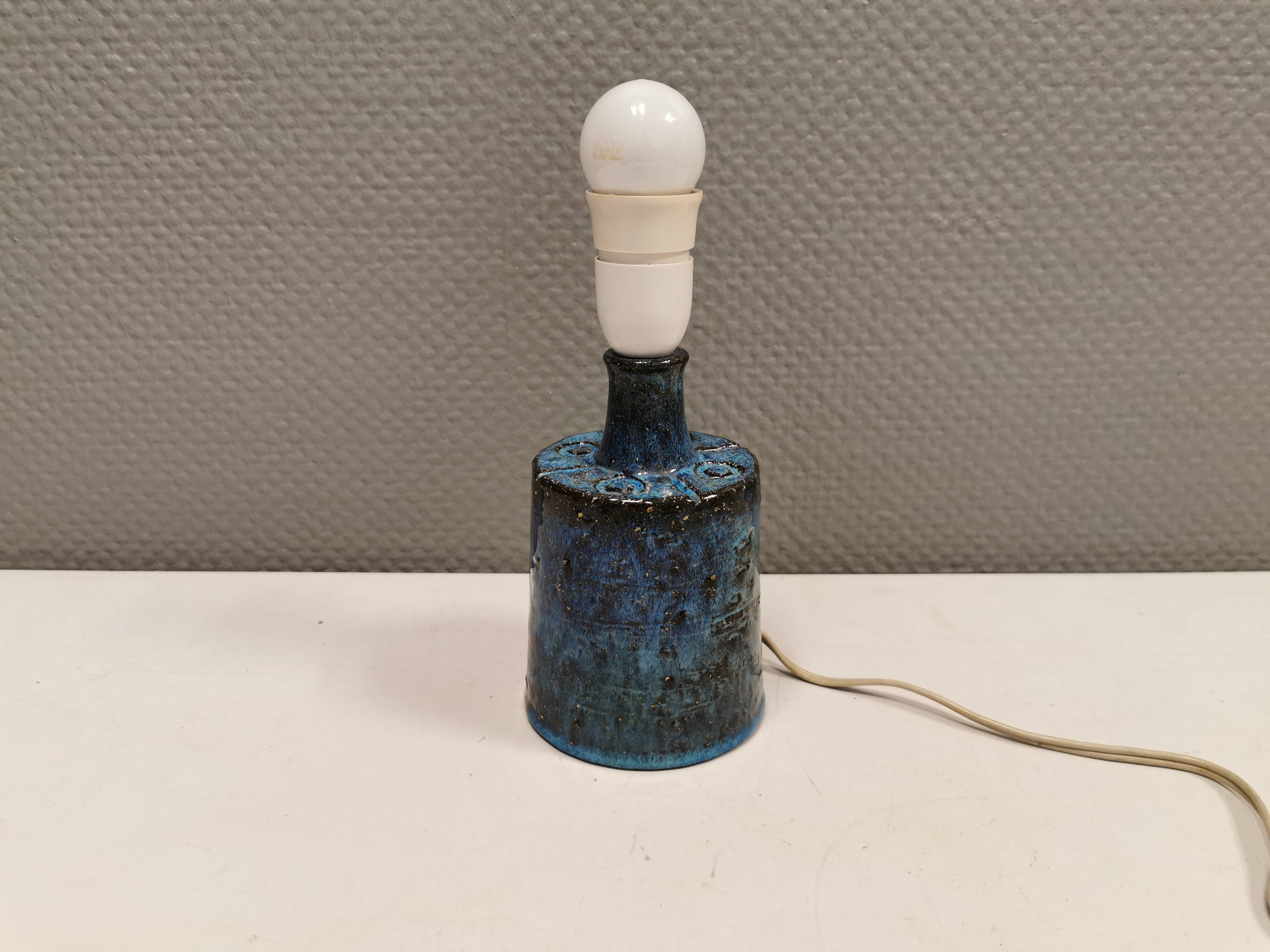 Small table lamp in ceramic, from Danish Sejer Ceramics, estimated 1970s.