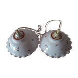 Lot de 2 lustres en faïence
