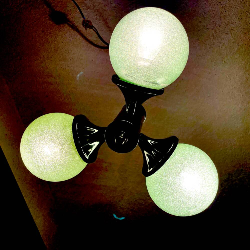 Space Age 3-light Sputnik chandelier