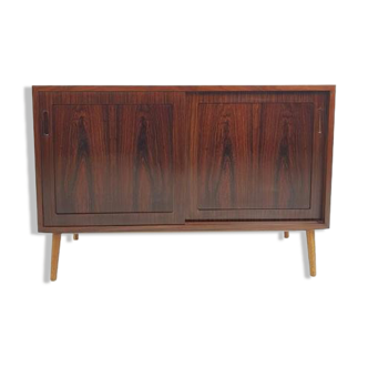 Danish vintage furniture with rosewood sliding doors Hundevad