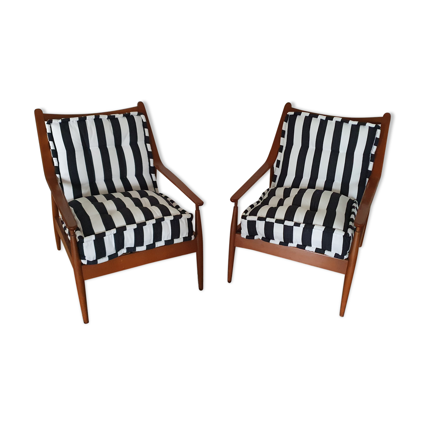 Paire de fauteuils scandinaves années 50-60