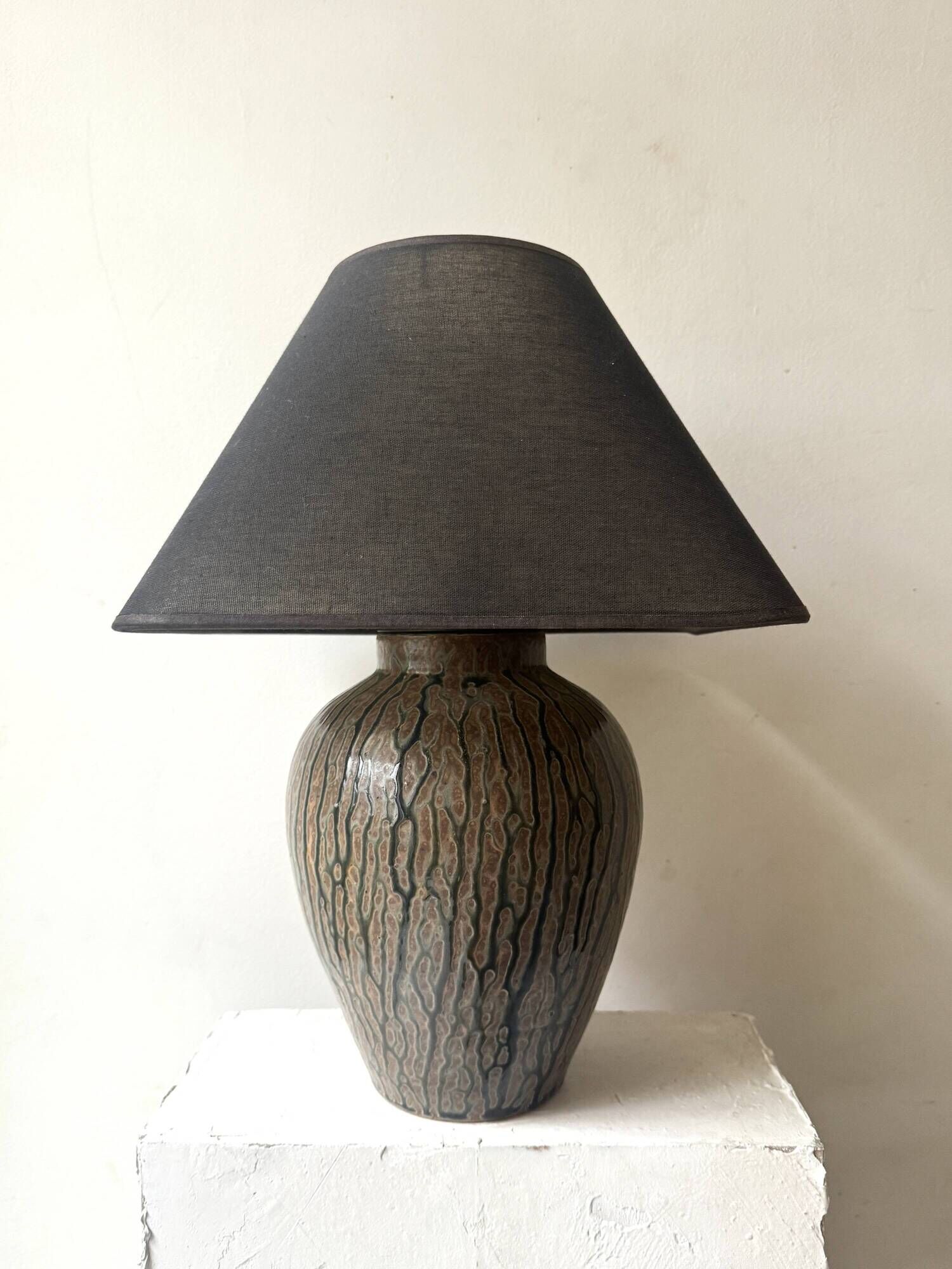 Art Deco ceramic table lamp, 1940.