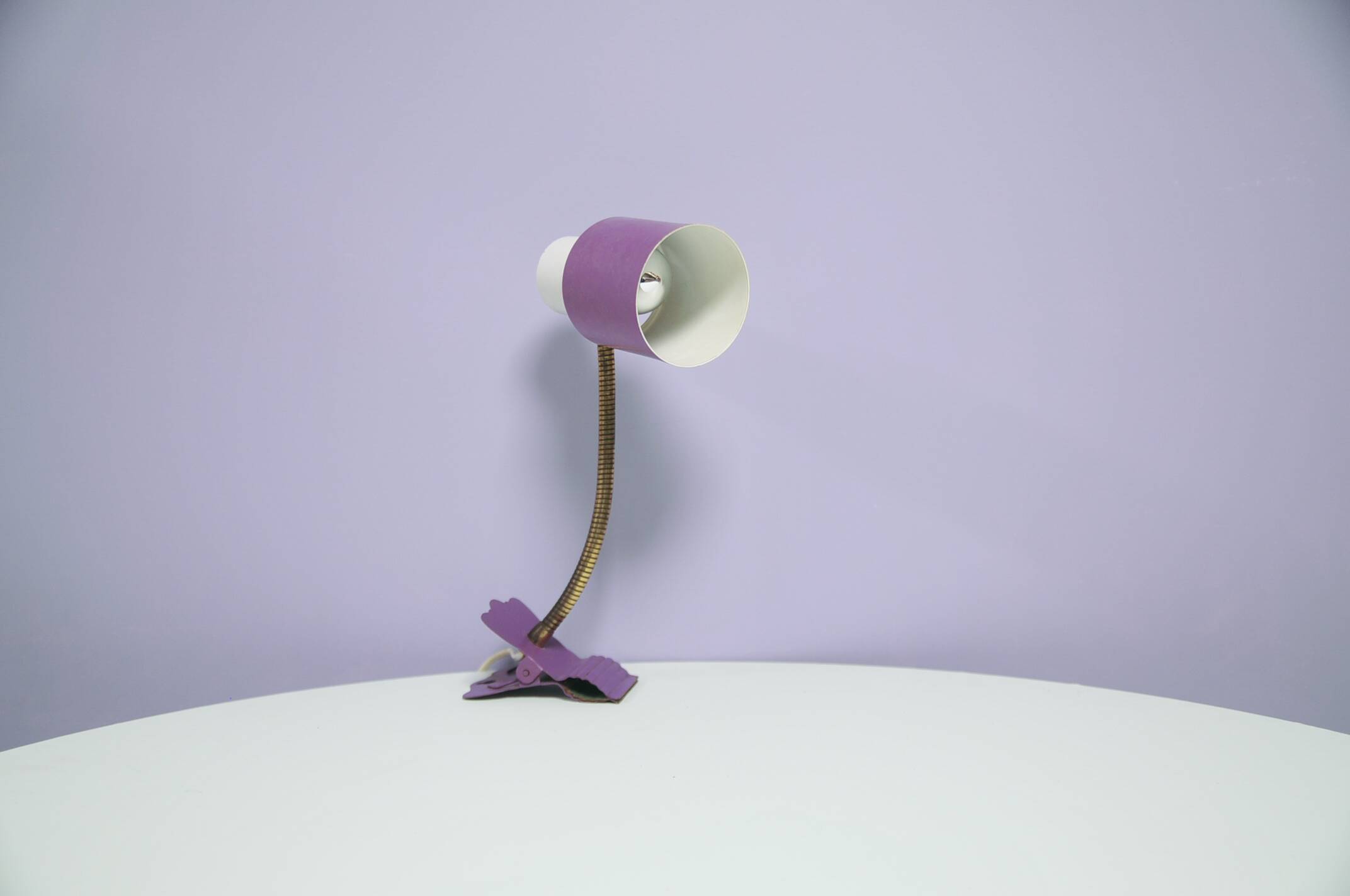 Purple clamp lamp Hala Zeist
