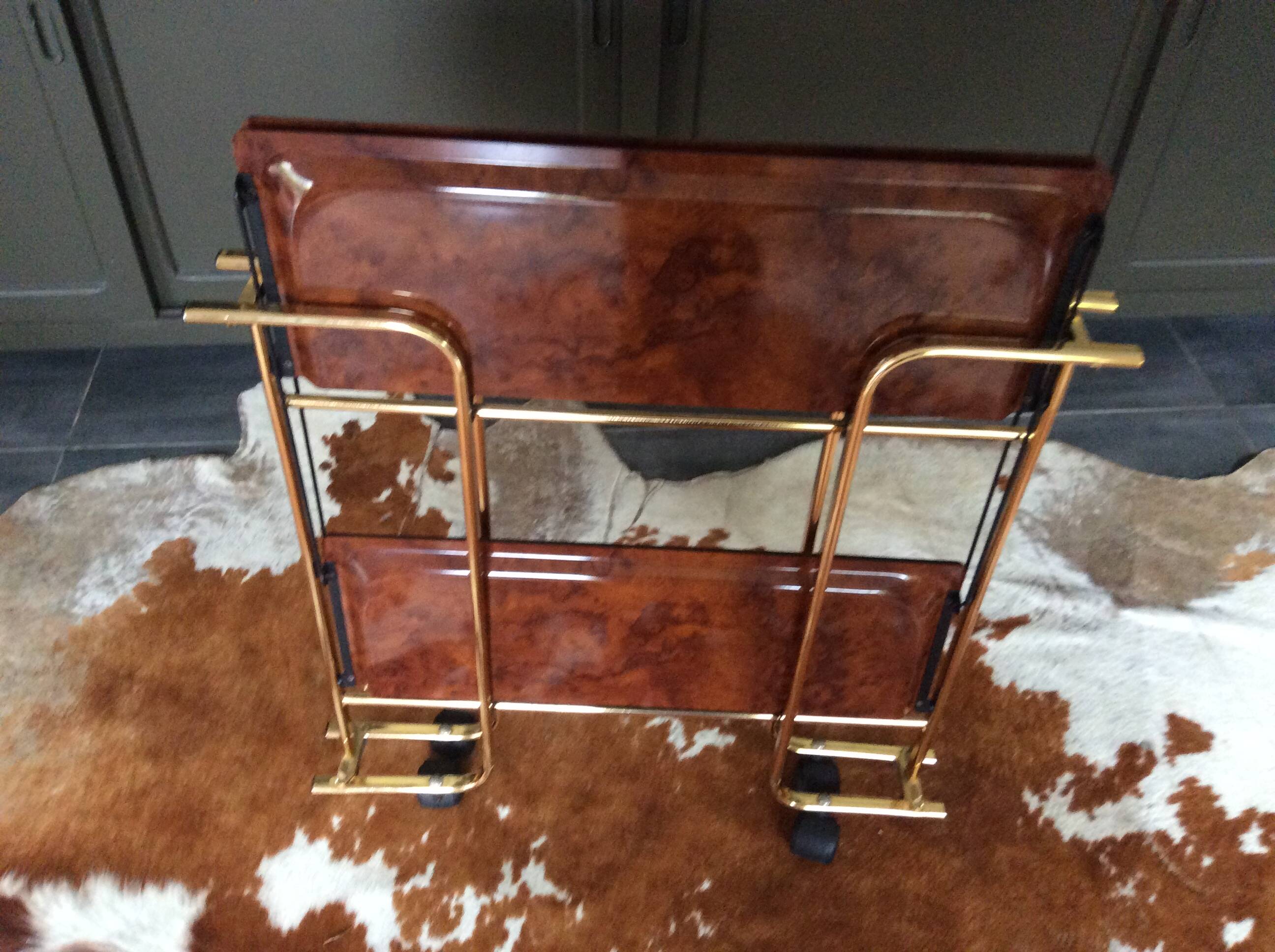 Folding rolling trolley