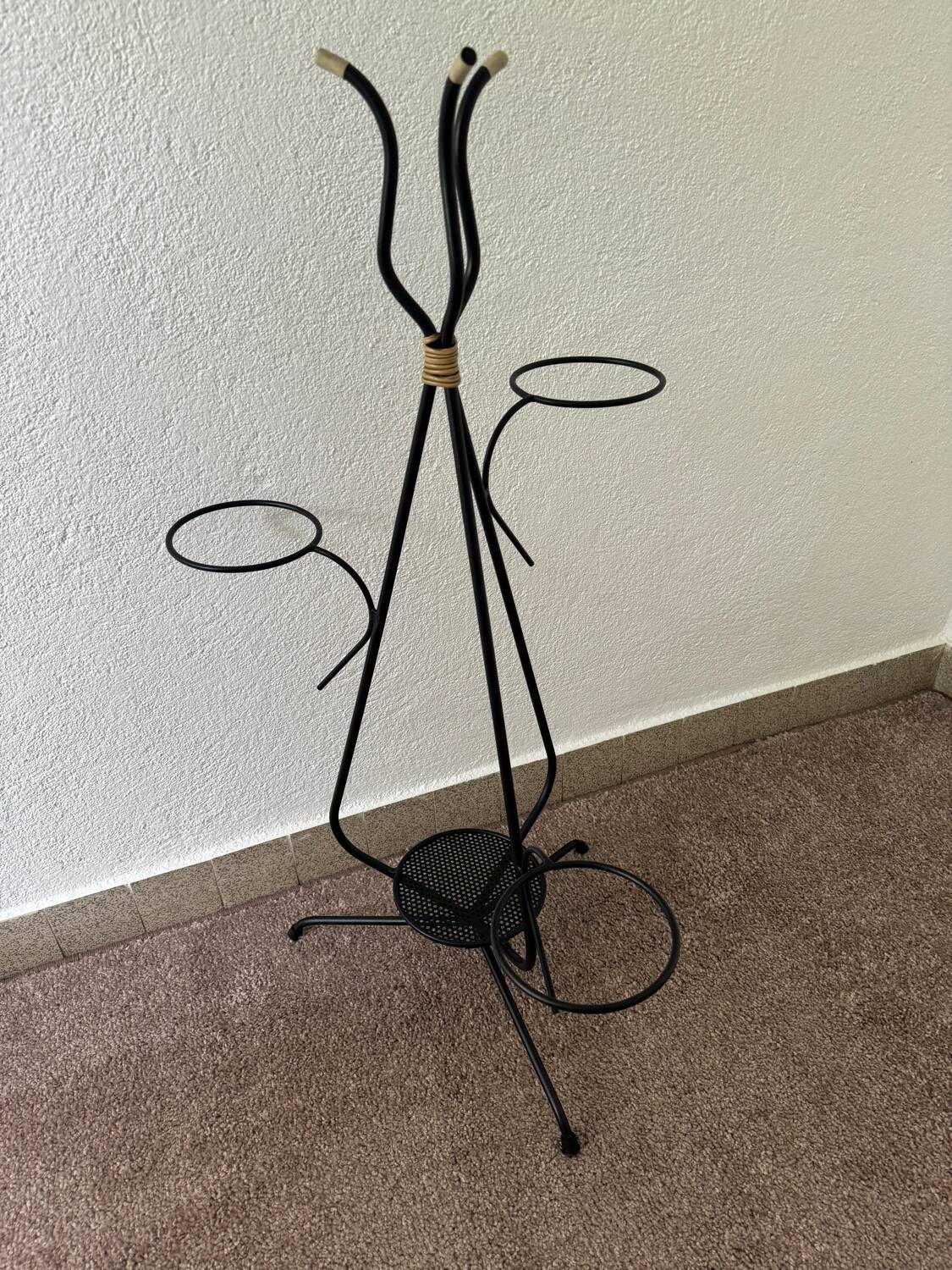 Porte plantes design années 60 dlg Matégot