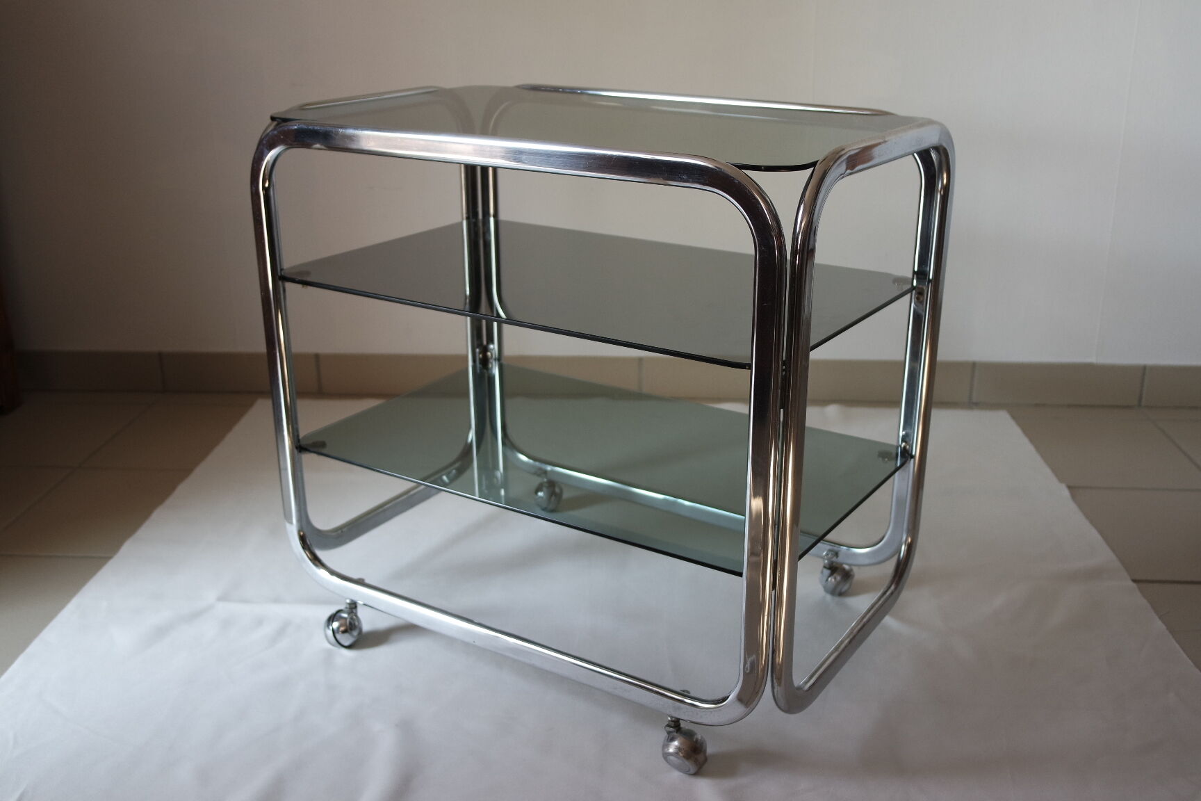 Side table serving chrome and vintage glass 70