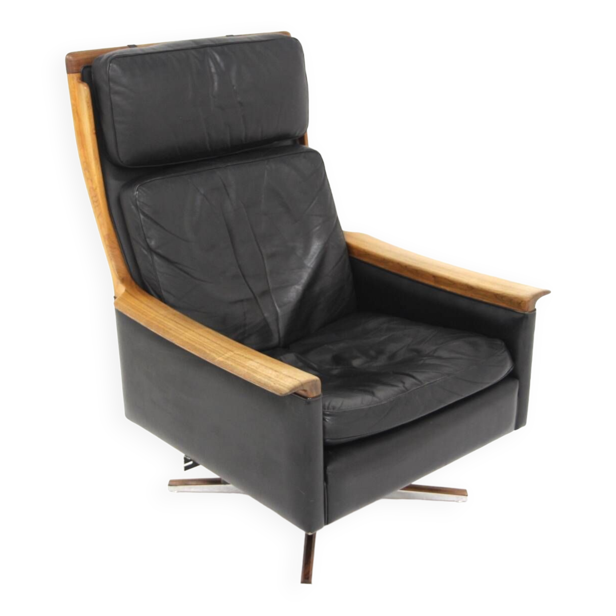 Scandinavian rotating leather armchair, Swivel chair, "Minerva", Torbjørn Afdal, Sweden, 1960