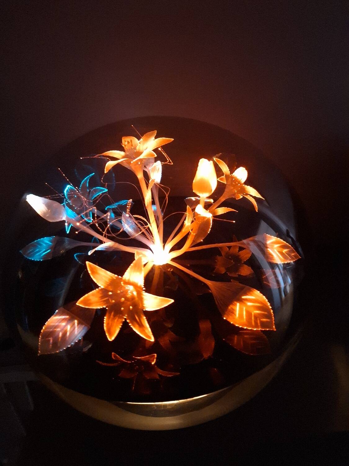 Vintage 1970s space age lamp