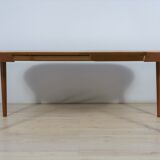 Table extensible en teck du milieu du siècle par Ole Hald pour Gudme Møbelfabrik, années 1970