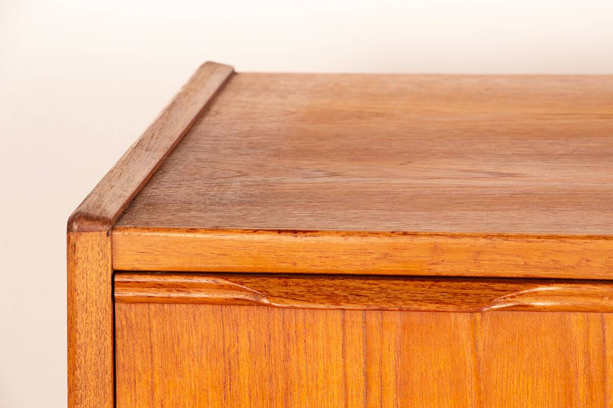 Commode Danoise 4 tiroirs en teck par Henning Jørgensen pour Fredericia.