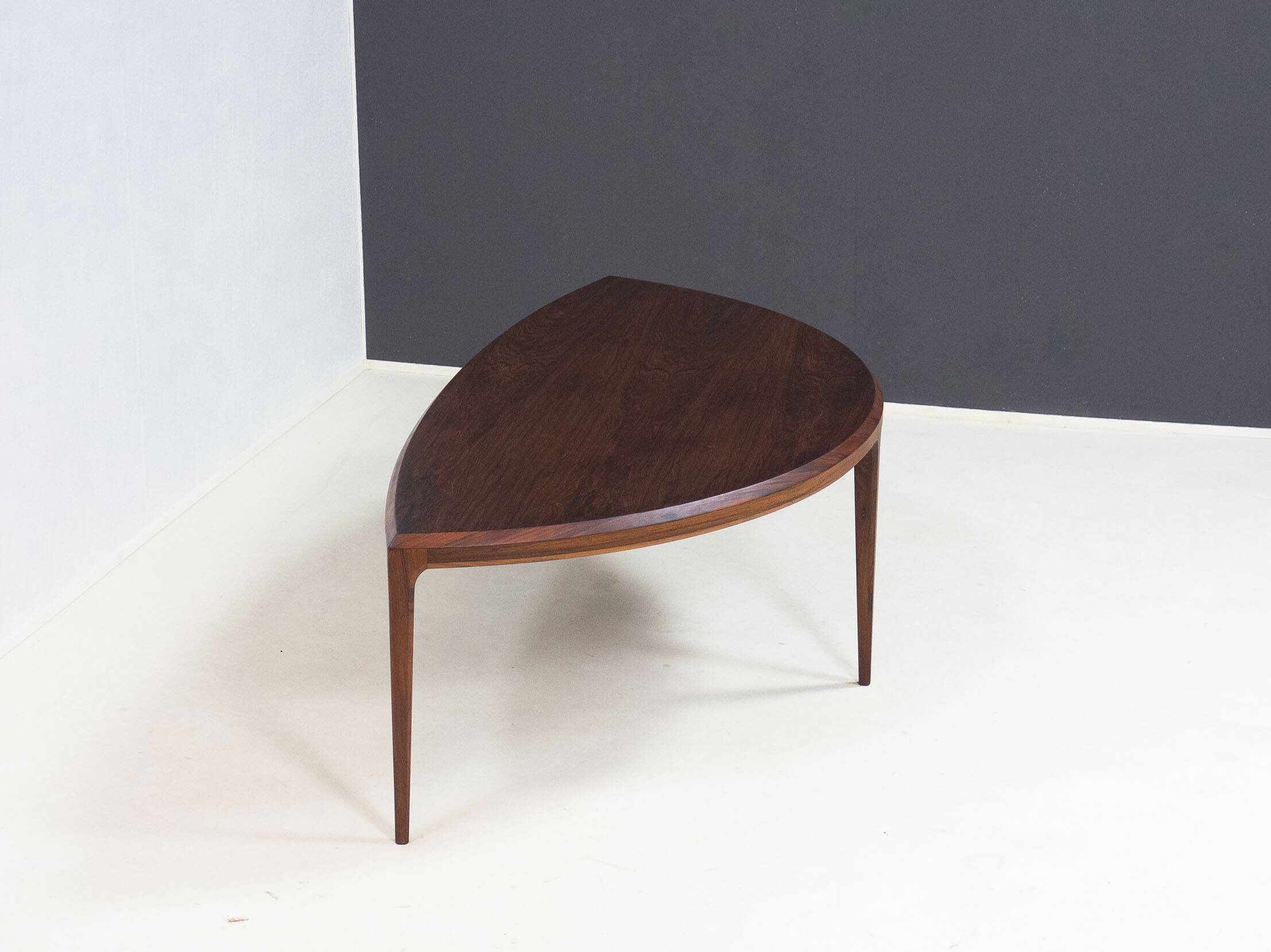 Table basse CF Christensen en palissandre par Johannes Andersen