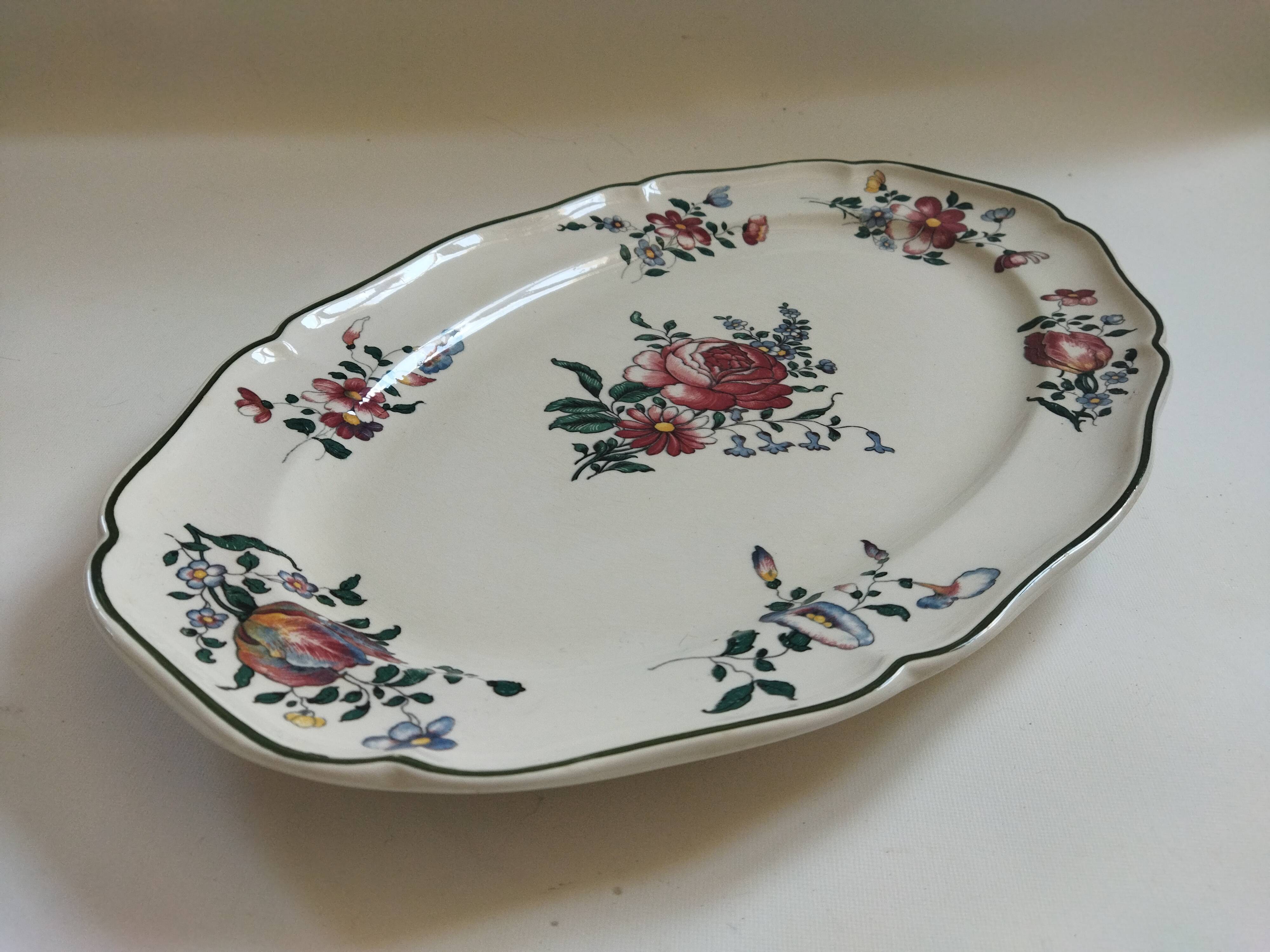 Antique Villeroy & Boch Mettlach earthenware dish 1562 Old Strasbourg / Alt Strassburg