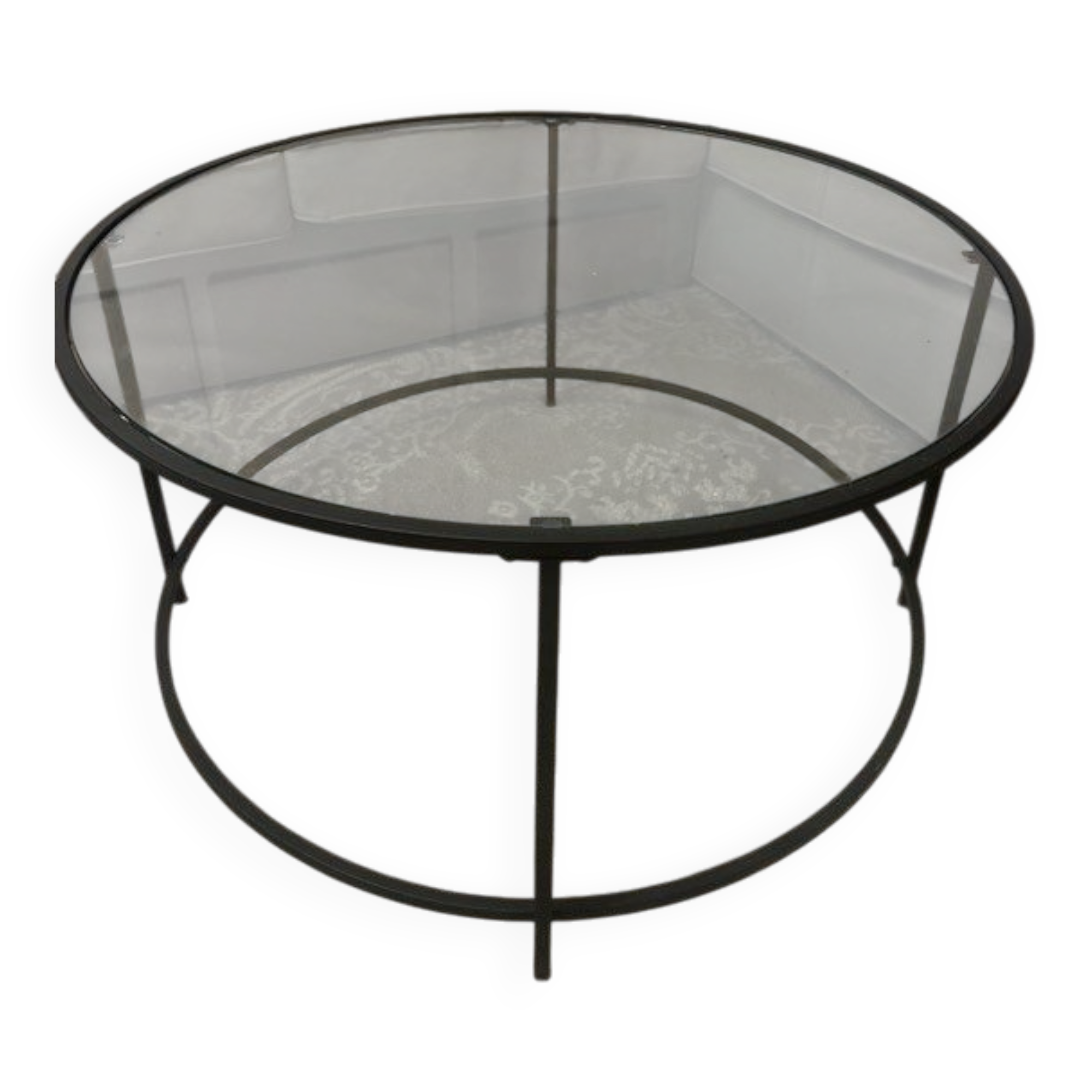 Glass coffee table - timeless and modern
