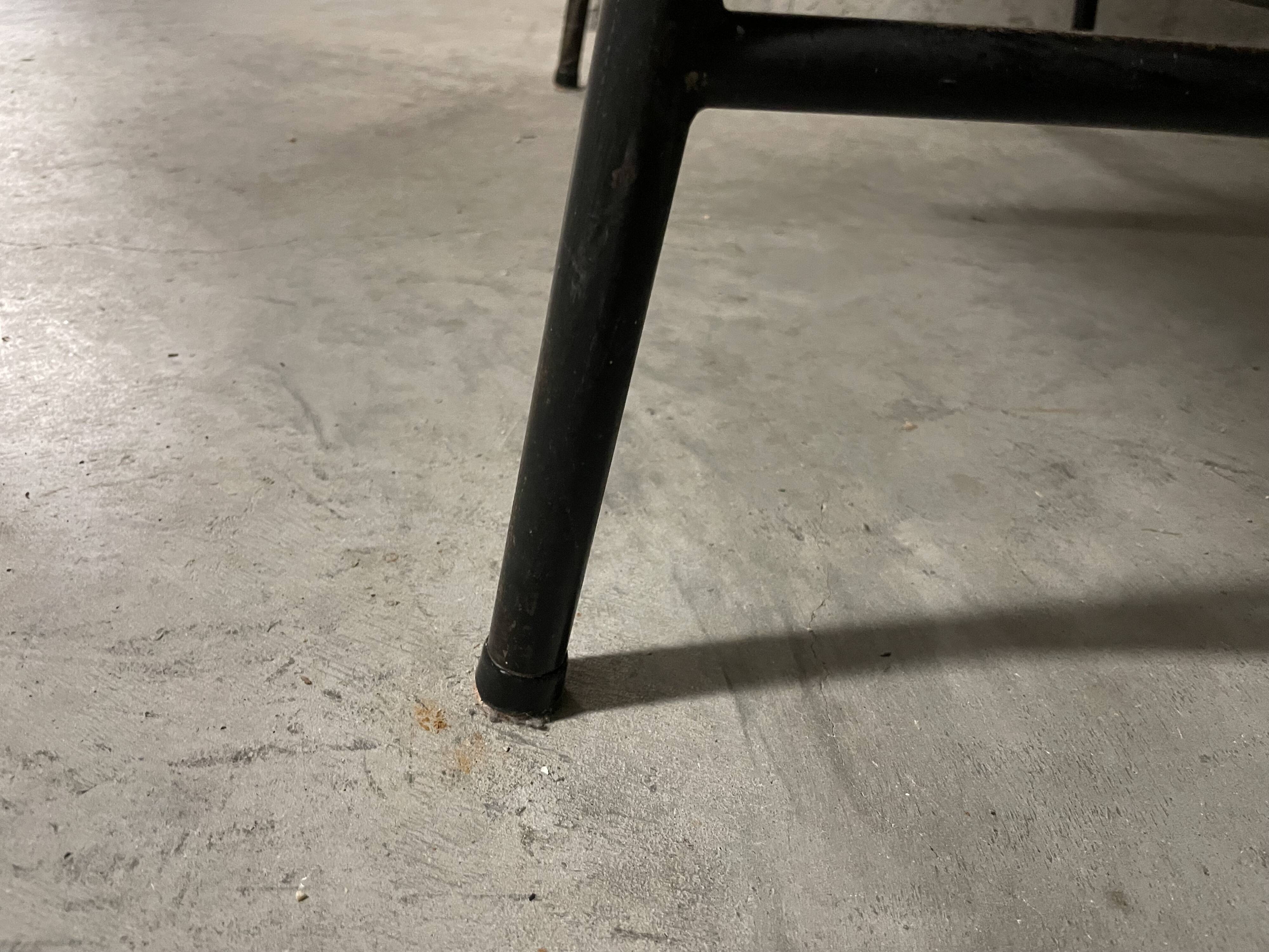 Pierre Guariche Office