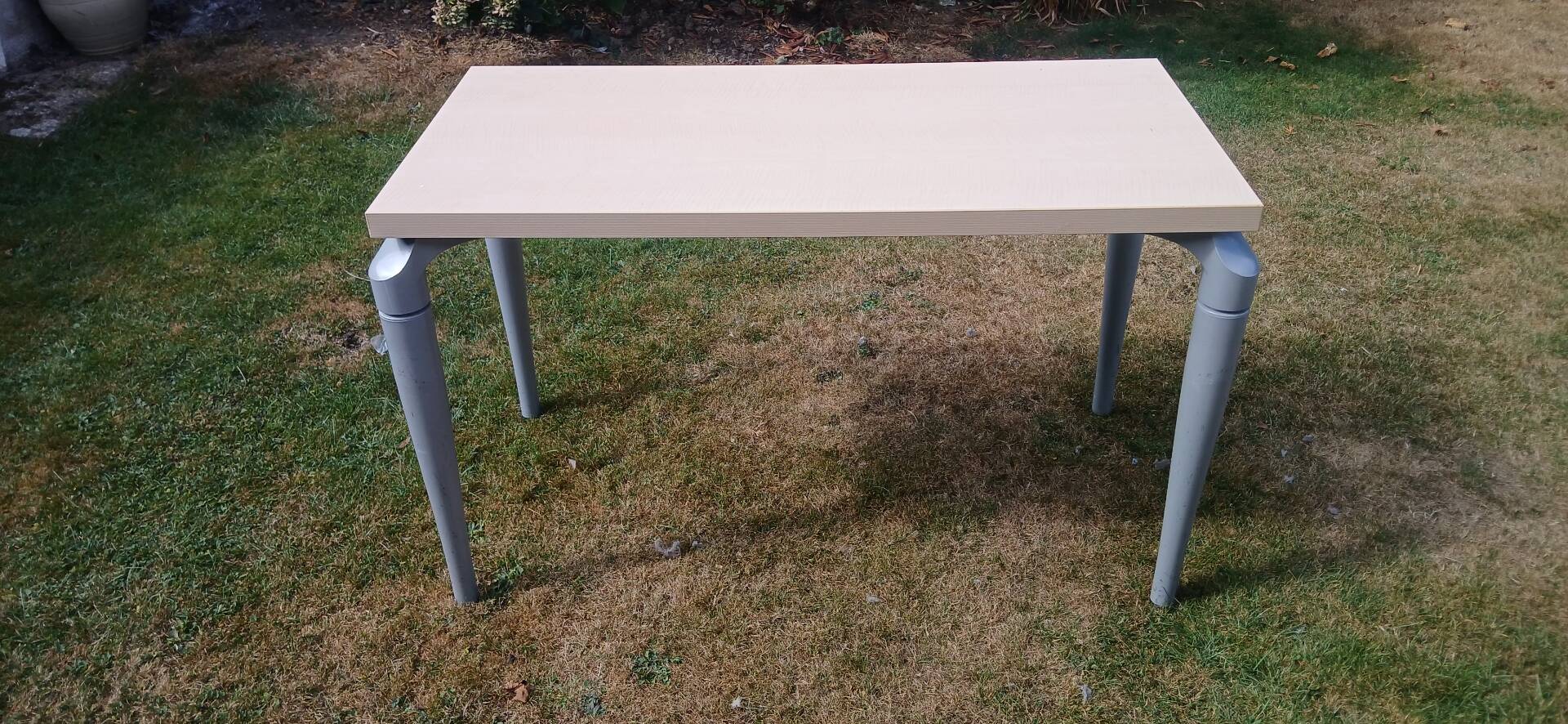 Table de bureau