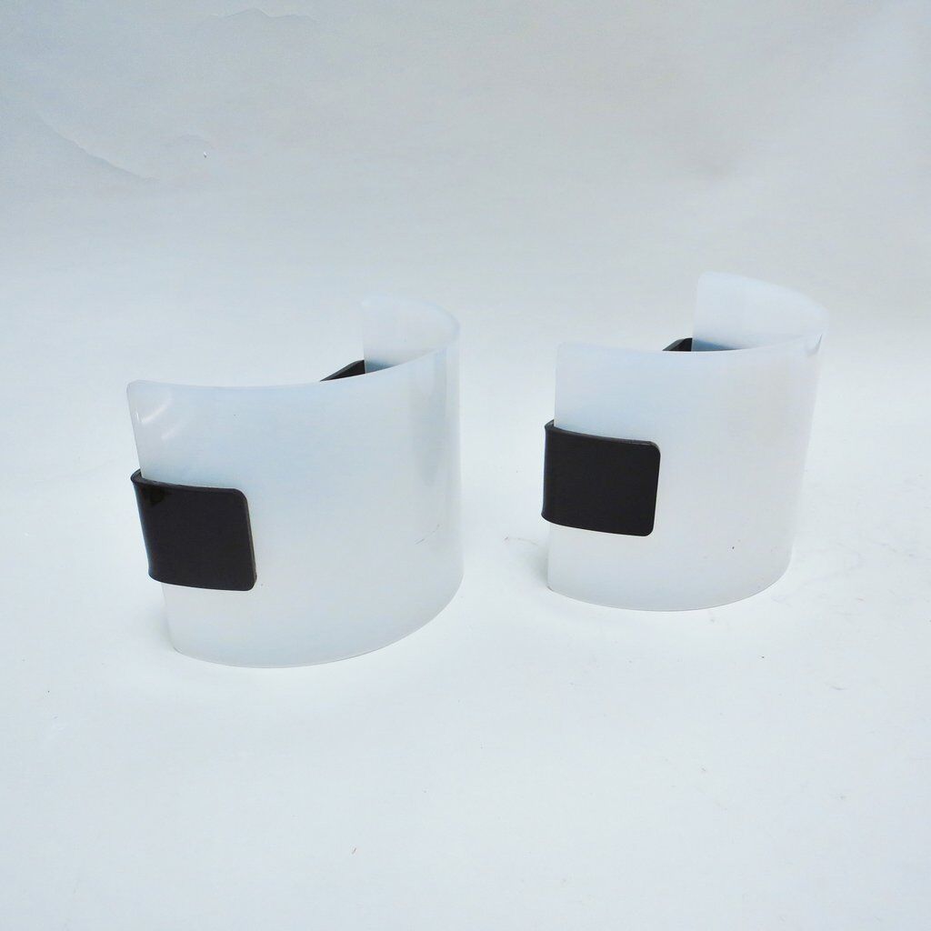 Pair of Guzzini year 70s wall light