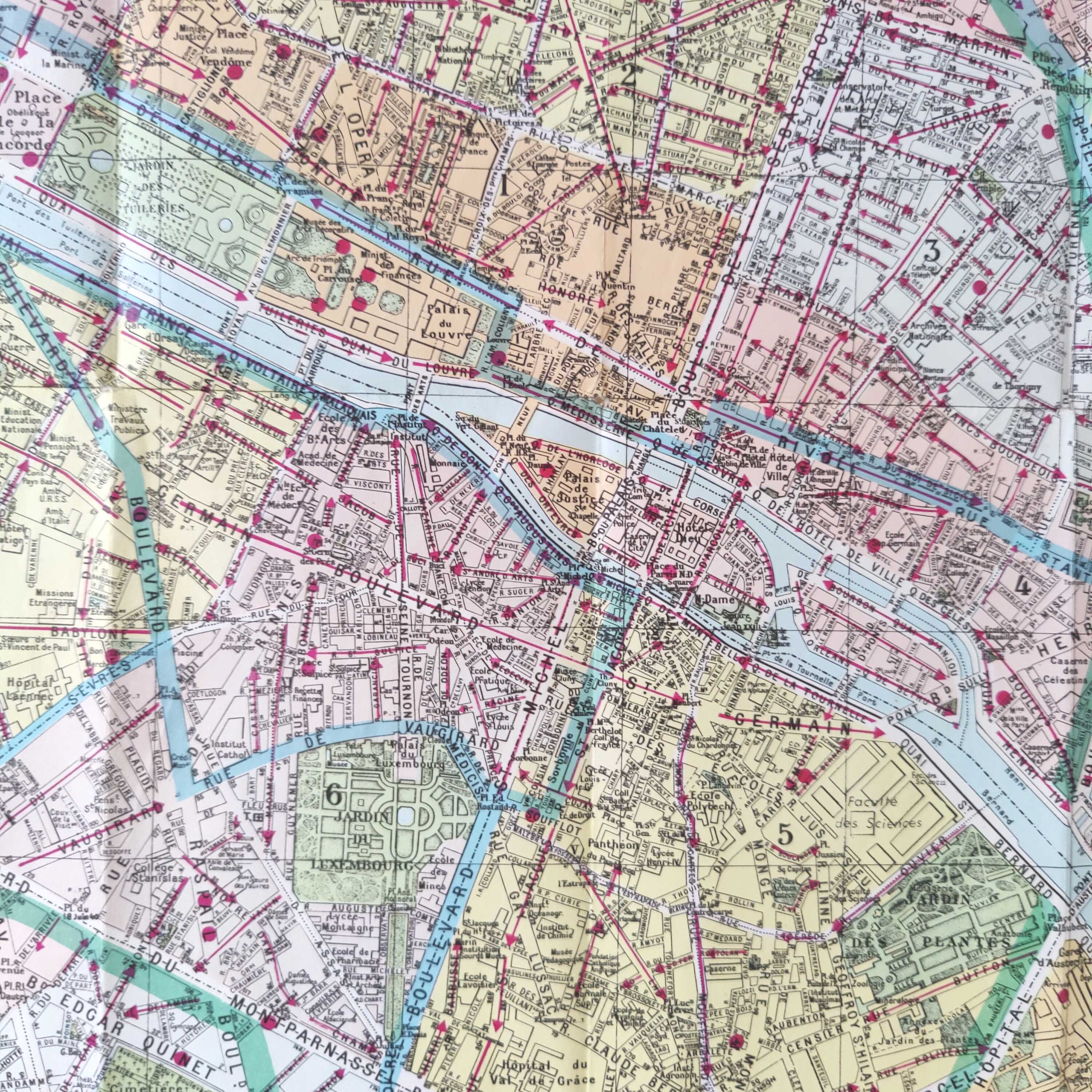 Vintage map 1970 Paris and its quarters 74x55cm